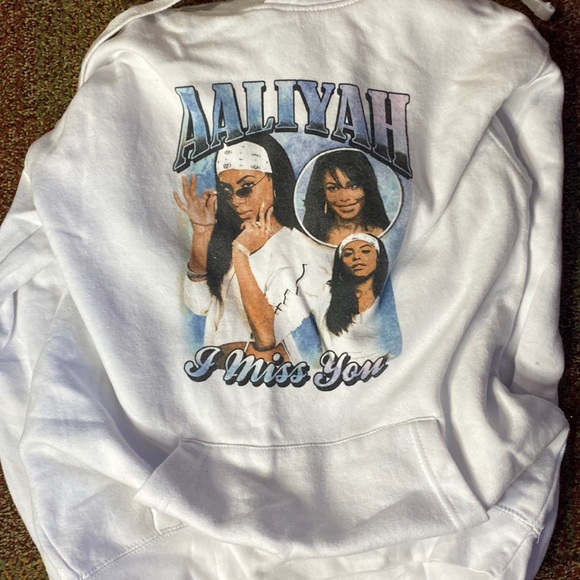 Small Aaliyah graphic hoodie - Picture 1 of 2